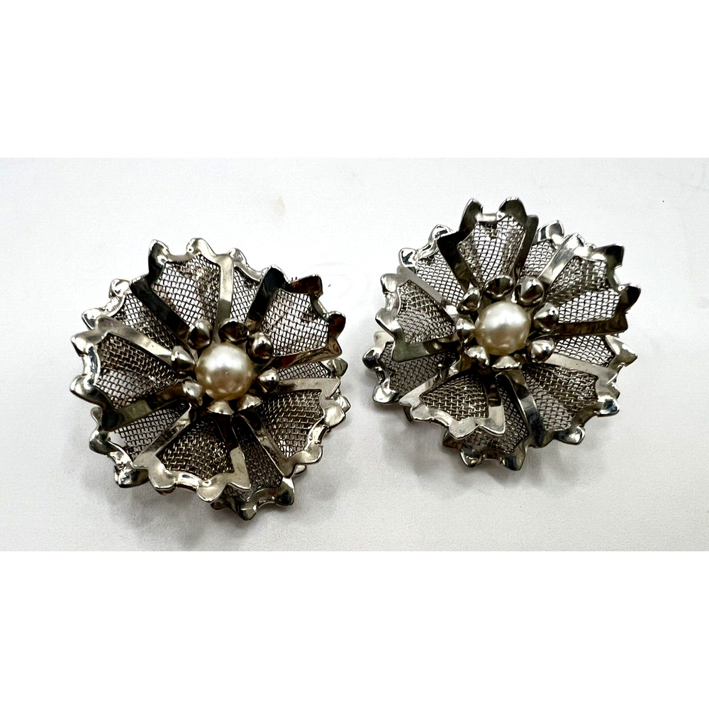 Signed BED Large Silver Mesh Faux Pearl 3D Flower Clip-On Earrings MCM Vintage